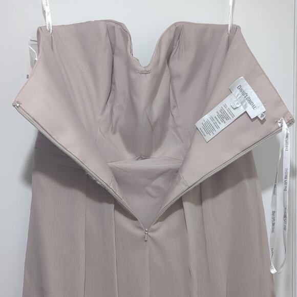 David's Bridal Strapless Crinkle Chiffon Dress Shade Biscot Women's Size 12 - Picture 6 of 9